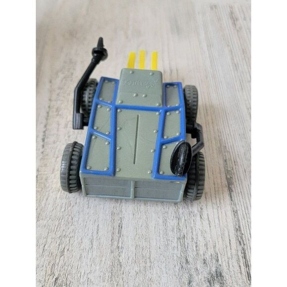 McDonald's 2002 toy figure robot scary - Picture 3 of 4